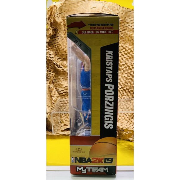 McFarlane NBA 2k19 ~ Kristaps Porzingis ~ My Team ~ Series 1 ~ Knicks ~ Celtics - Picture 2 of 4